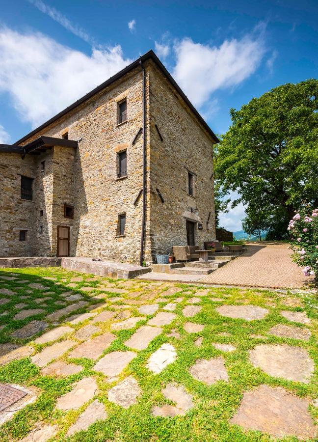 Tizzano Val Parma Agriturismo Il Salice מראה חיצוני תמונה