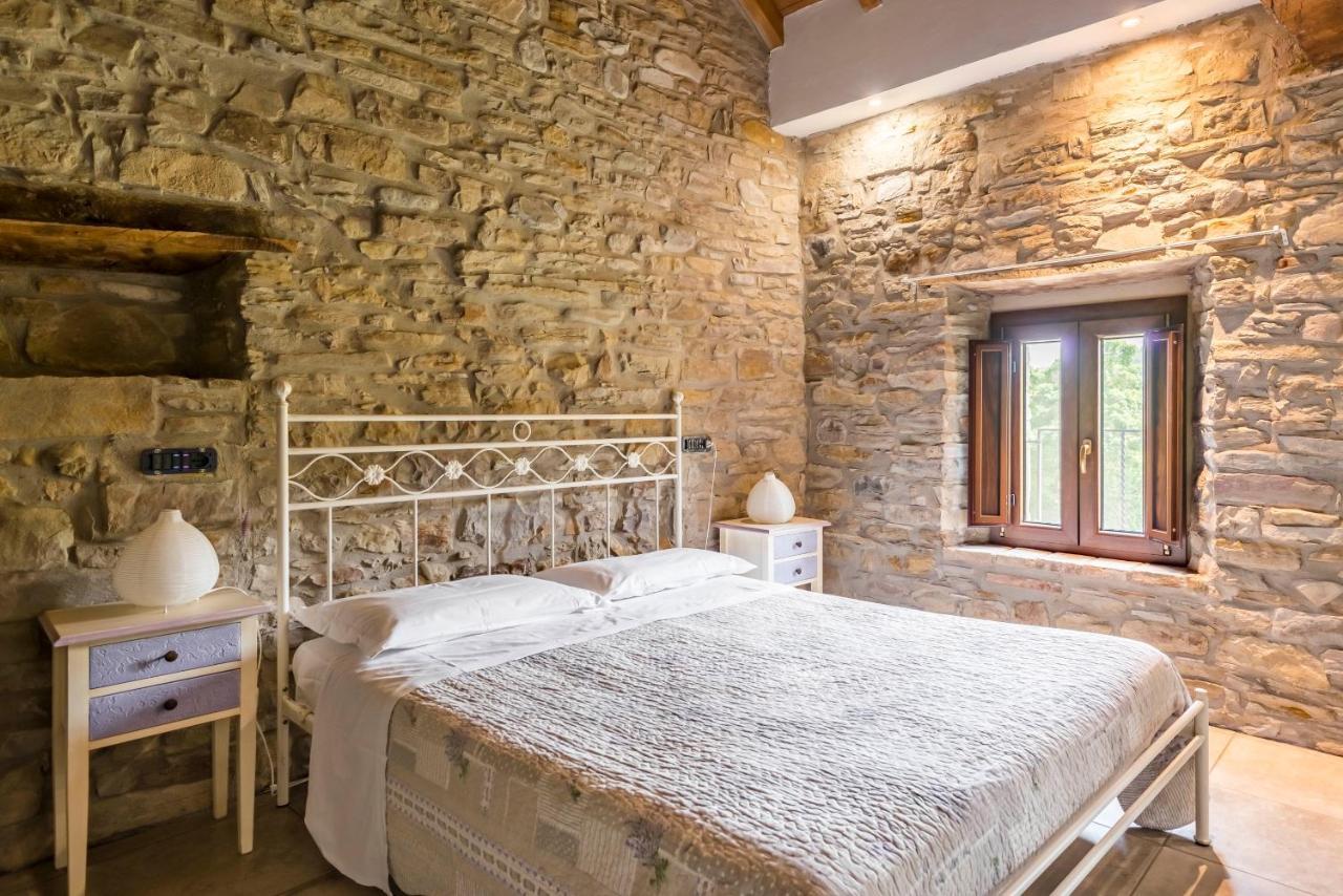 Tizzano Val Parma Agriturismo Il Salice מראה חיצוני תמונה