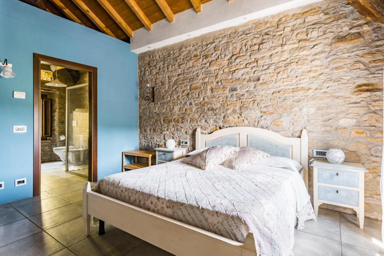 Tizzano Val Parma Agriturismo Il Salice מראה חיצוני תמונה