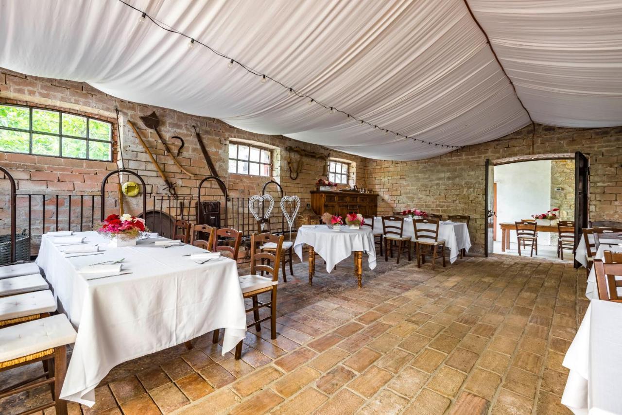 Tizzano Val Parma Agriturismo Il Salice מראה חיצוני תמונה