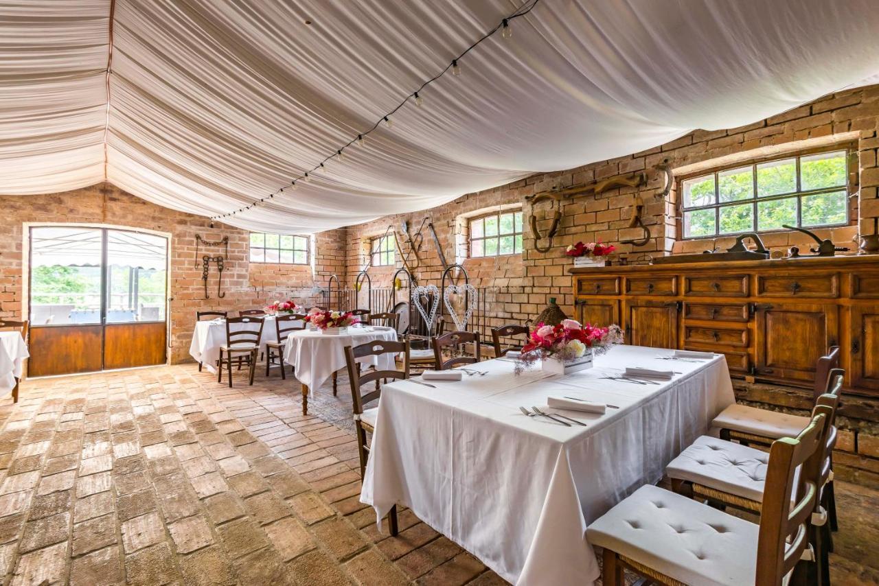 Tizzano Val Parma Agriturismo Il Salice מראה חיצוני תמונה