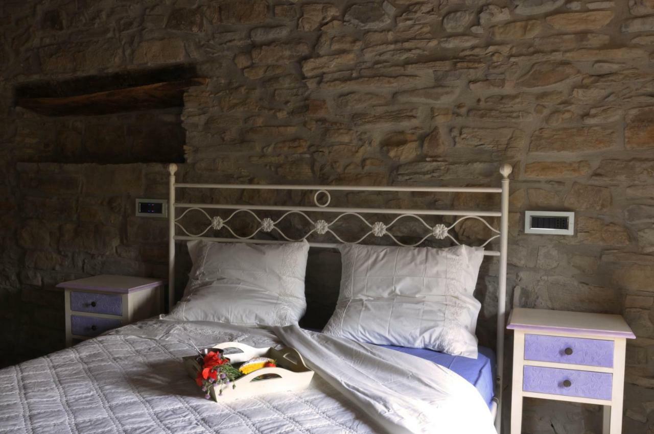Tizzano Val Parma Agriturismo Il Salice מראה חיצוני תמונה